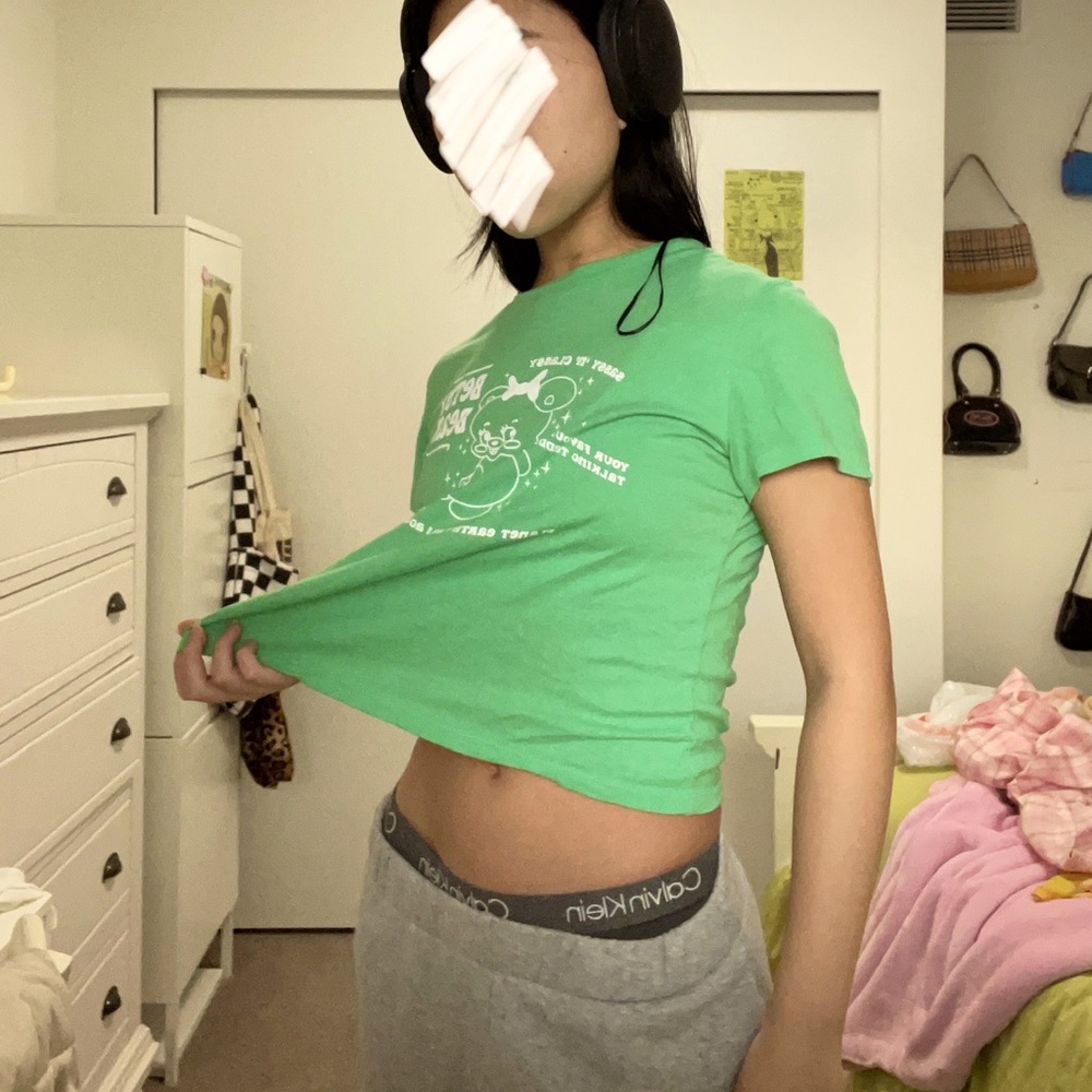 Cute y2k graphic tee Baby tee